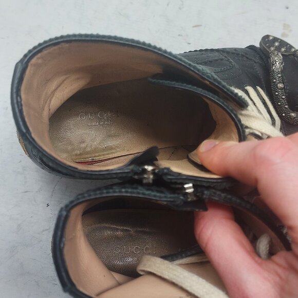 Gucci Queercore Black Bee Lace Up Buckle Strap Boot - Picture 11 of 11